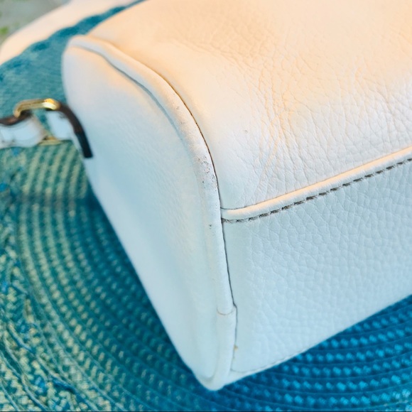 🌸 WHITE CROSSBODY🌸 SOFT!! Tiganello - Picture 8 of 8